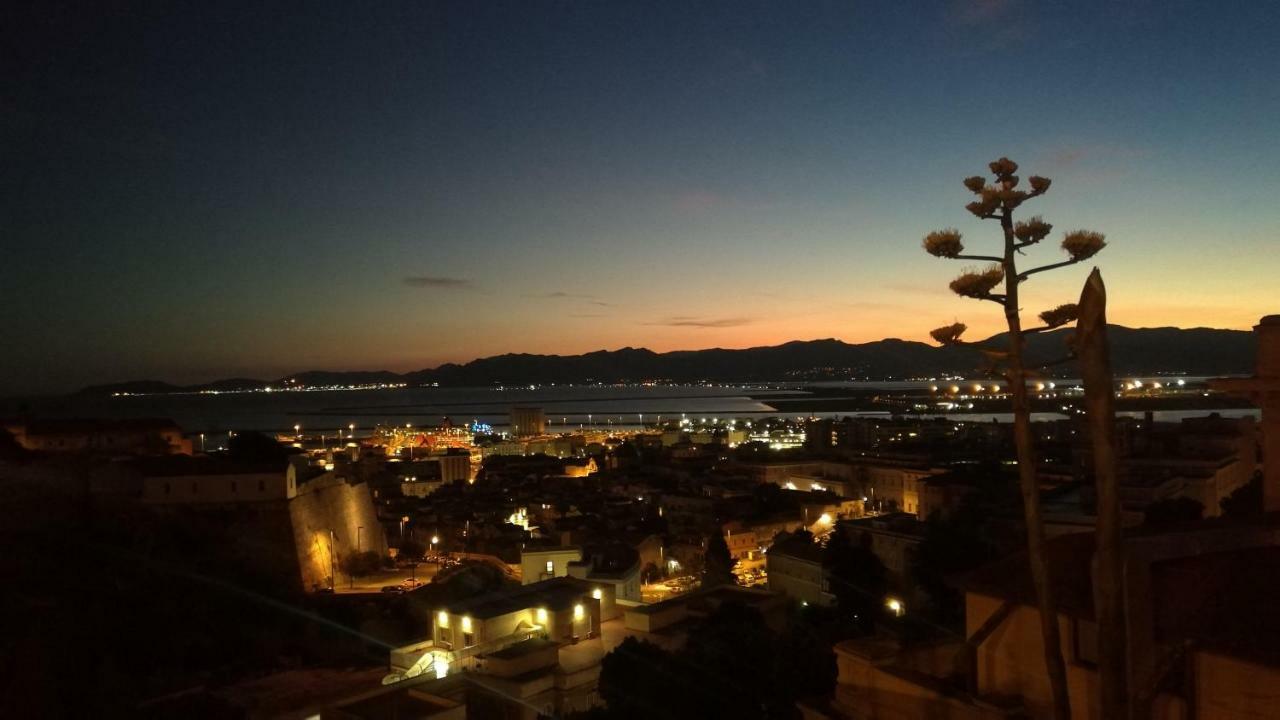 Hotel La Terrazza Cagliari Luaran gambar